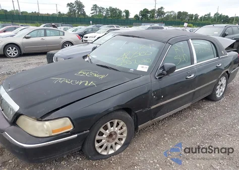 2009 Lincoln Town Car Signature Limited из США, поврежденный, VIN 2LNHM82V89X619390